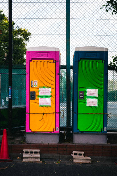 Best Portable bathroom rental  in Lake Forest, CA